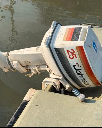 Motore Johnson 25 CV
