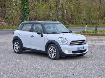 Mini Cooper D Countryman 2.0 Business Automatica 2