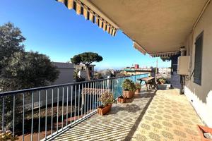 3 LOCALI A TORRE DEL GRECO