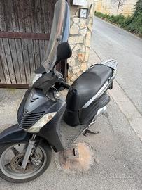 Sh 150i anno 2008