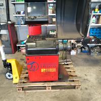 equilibratrice pneumatici corghi