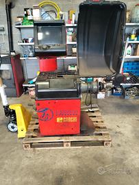 equilibratrice pneumatici corghi