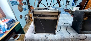 amplificatore per chitarra  buono stato marca FBT
