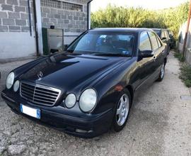 MERCEDES-BENZ E 200 Kompressor Avantgarde EVO *ISC