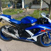 Suzuki gsxr 600 k8