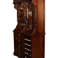 “HARD COUNTRY BAR”  TAVERNA