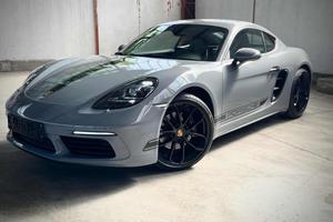PORSCHE 718 718 CAYMAN Style Edition