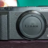 MIRRORLESS PANASONIC GX80 - SOLO 5000 SCATTI