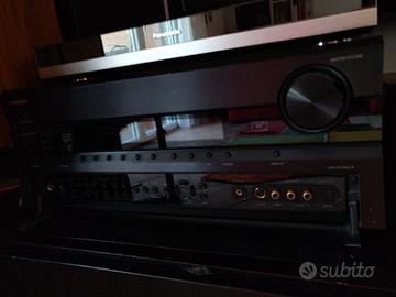 Preamplificatore AV Onkyo 