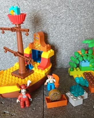 Lego Duplo 10514 La Nave Pirata di Jake Bucky