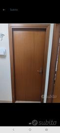 porta noce scuro 