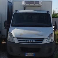 IVECO Daily 29L10 ISOTERMICO + FRIGO SOLO PER RI