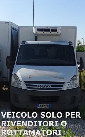 IVECO Daily 29L10 ISOTERMICO + FRIGO SOLO PER RI
