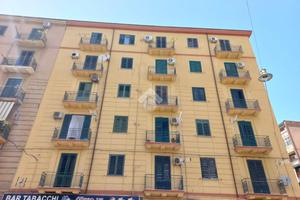 3 LOCALI A PALERMO