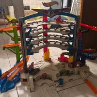 Garage Hotwheels (Squalo) 