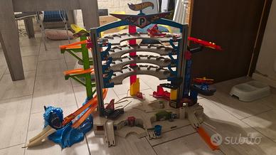 Garage Hotwheels (Squalo) 