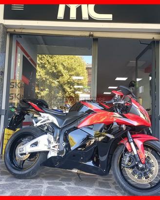 Honda cbr 600 rr +incluso passaggio+permute+rate+