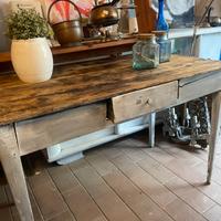 Tavolo arte povera toscano