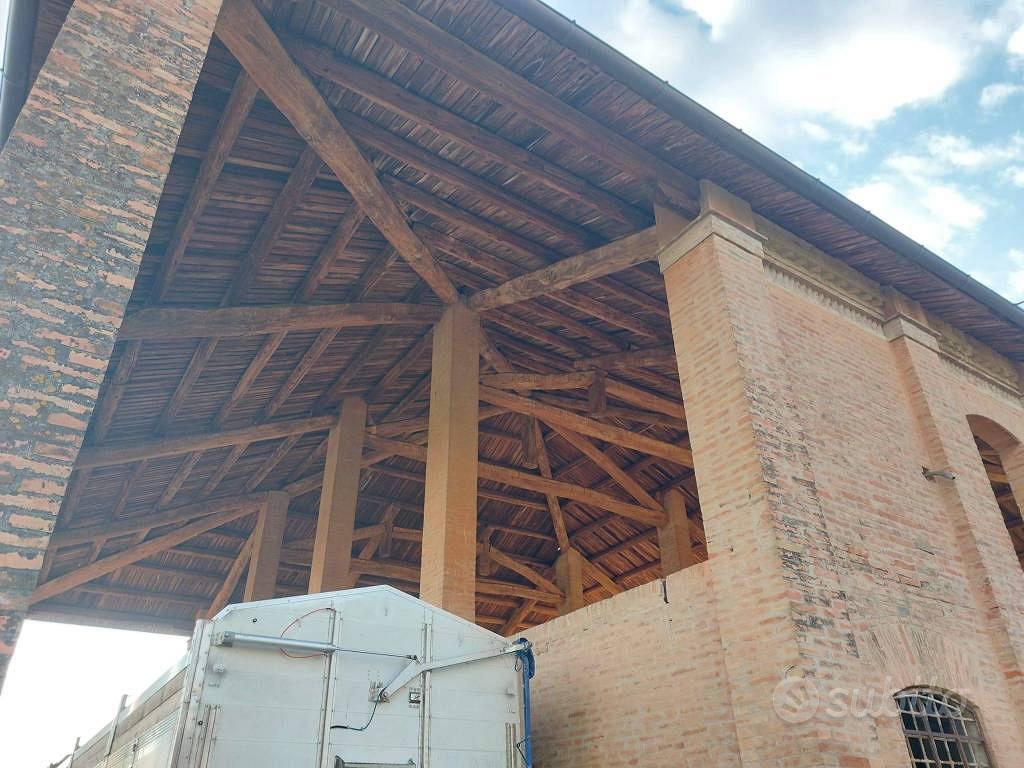 Rustico / Casale di 1000 m² a Argenta - Vista 4