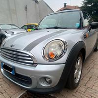 Mini Cooper 1.6 neopatentati