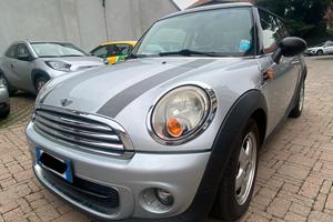 Mini Cooper 1.6 neopatentati
