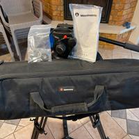 Treppiedi Manfrotto con testa e dolly