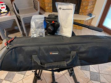 Treppiedi Manfrotto con testa e dolly