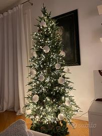 Albero di natale h210 slim con luci integrate