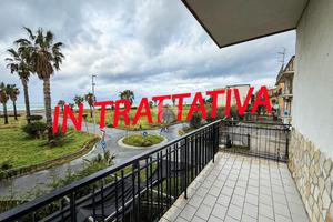 2 LOCALI A FALCONARA ALBANESE