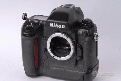 Nikon F5 Parti di ricambio
