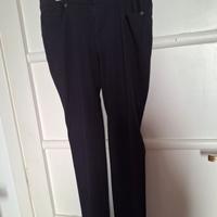 Leggings blu con cerniera e taschini dietro