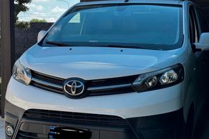 furgone Toyota proace