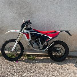 FANTIC XE 125 2022