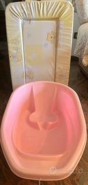 Vaschetta per bagnetto + materassino fasciatoio