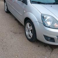 Ford Fiesta tdci gancio traino macc inarrestabile