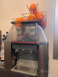 Spremiagrumi/spremutiera Zummo Z06