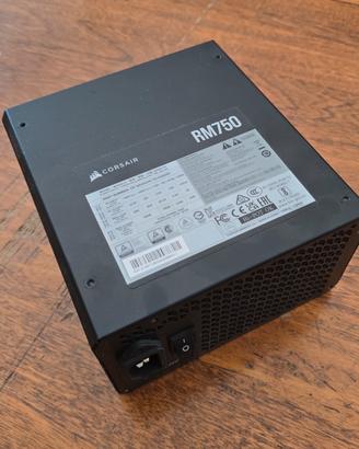 alimentatore corsair  RM750