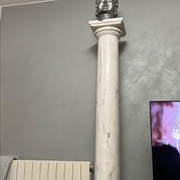  due colonne d arredo +n.2  teste di Buddha 