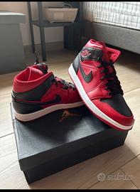 jordan 1 rosse e nere taglia 44 uomo