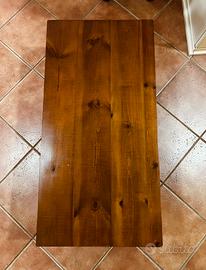 Tavolino di legno