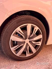 4 Cerchi in acciaio + Copricerchi 16’’ Peugeot 208