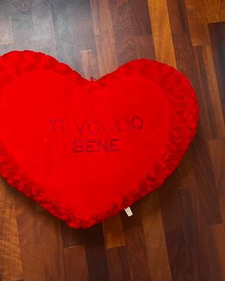 Cuscino a forma di cuore