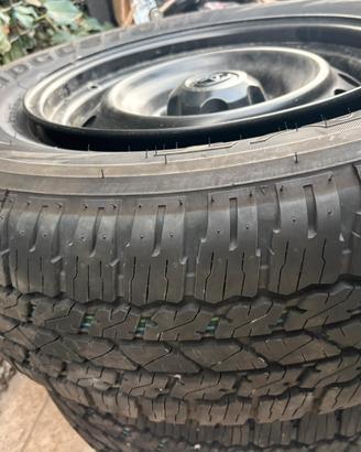 Gomme bridgestone  + cerchi acciaio neri