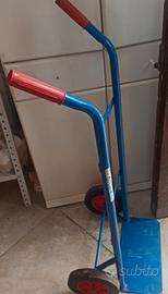 Carrello per trasporto merci