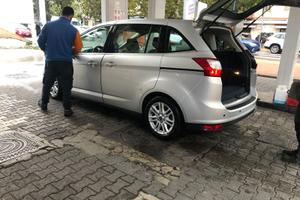 Ford Cmax sette posti