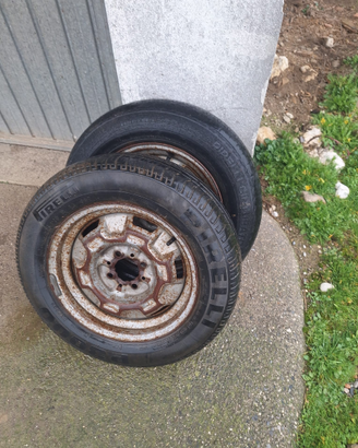 Gomme Pirelli