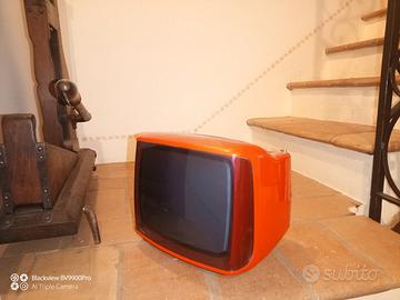 televisore vintage Philips Vulcano 
