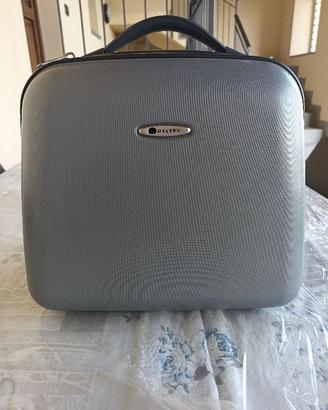 beauty case delsey rigido