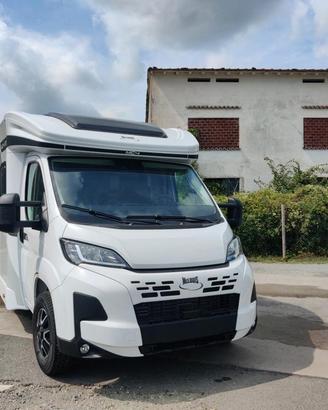 MCLOUIS MC4 870 stagione 2027 pronta consegna