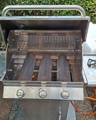 Barbecue  acciao inox a gas 3 fuochi + fornello
